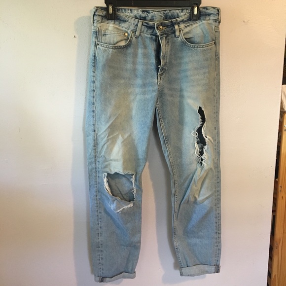 H&M Denim - Skinny mom jeans with rips from H&M